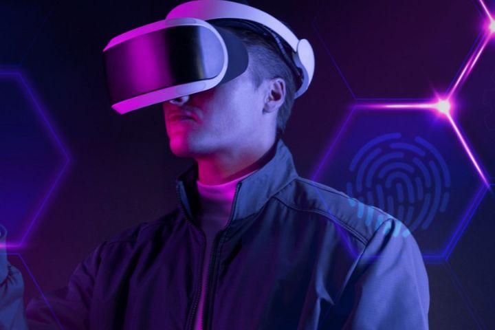 Web AR and 5G: The Future of Augmented Reality